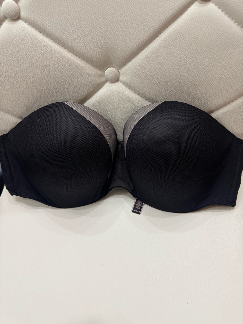 Victoria's Secret Black Strapless Smooth Bra